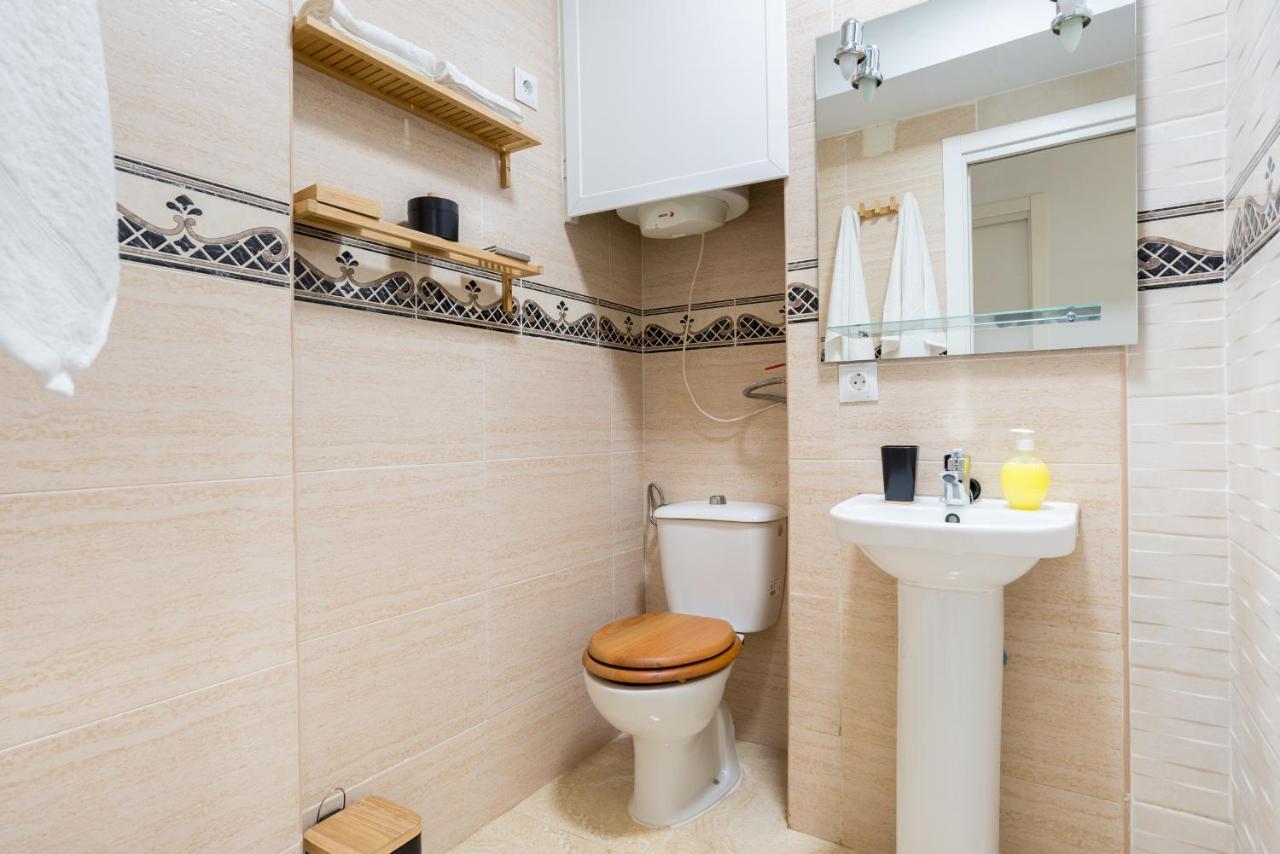 Mp5-Just Renovated Apartment Right On The Beach Málaga Dış mekan fotoğraf